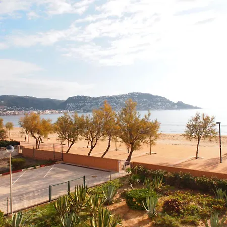 Miramar 9a Roses